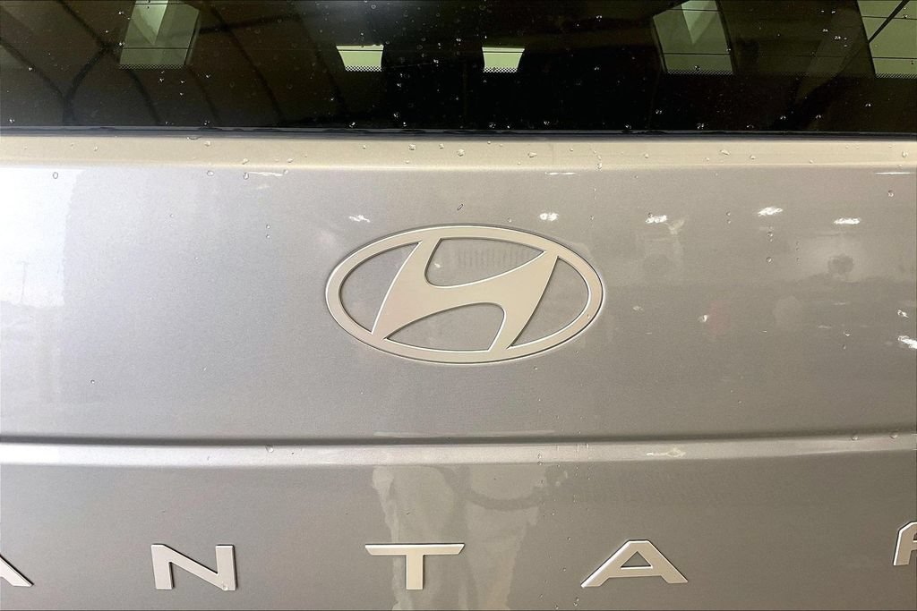 Used 2026 Hyundai Santa Fe SEL FWD image 40