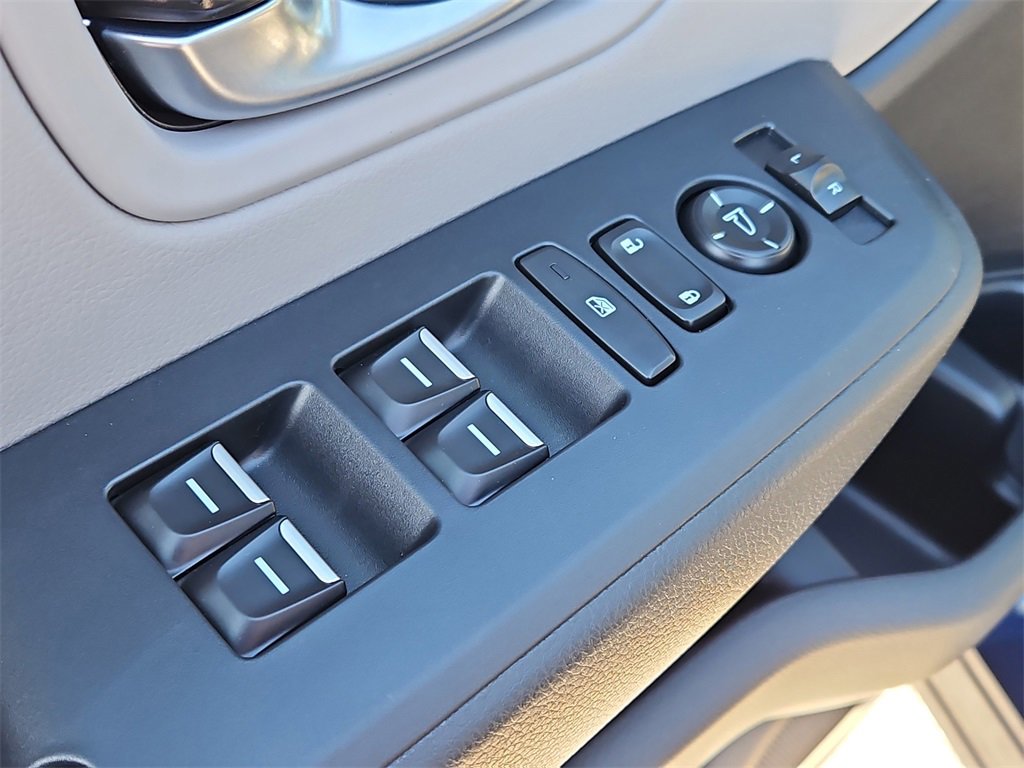 New 2025 Honda Pilot Touring image 21