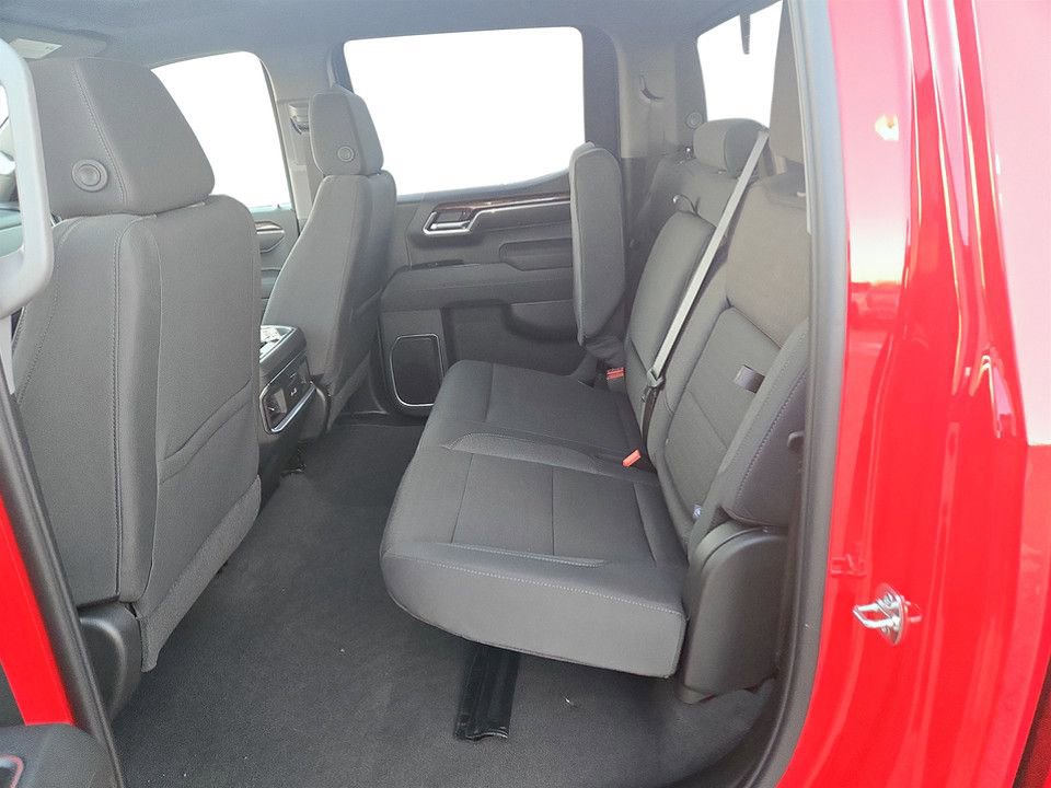 New 2026 GMC Sierra 1500 Elevation image 29