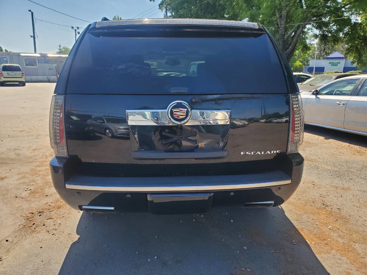 Used 2014 Cadillac Escalade Premium image 6