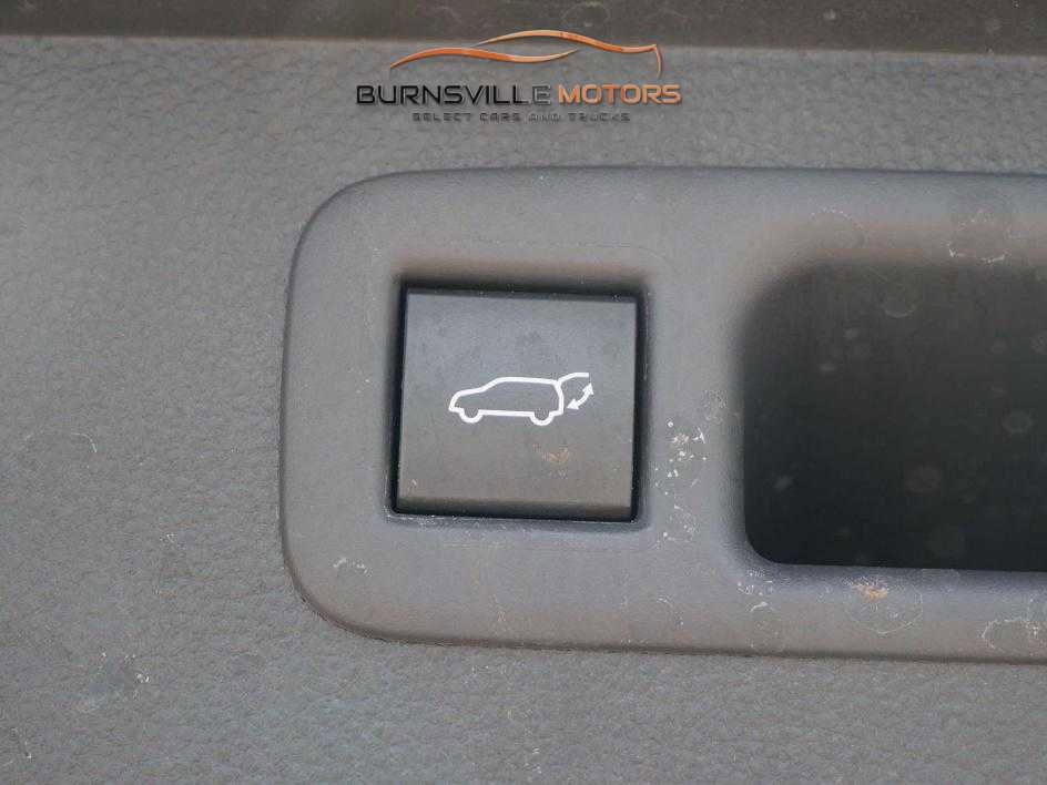 Used 2020 Toyota Highlander Platinum image 13