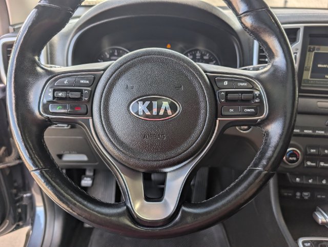 Used 2017 Kia Sportage EX w/ EX Technology Package FWD image 12