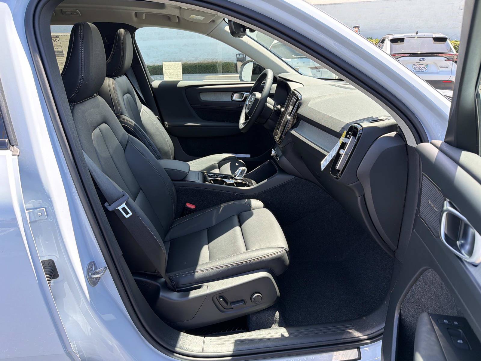 New 2026 Volvo XC40 B5 Ultra AWD/4WD image 20
