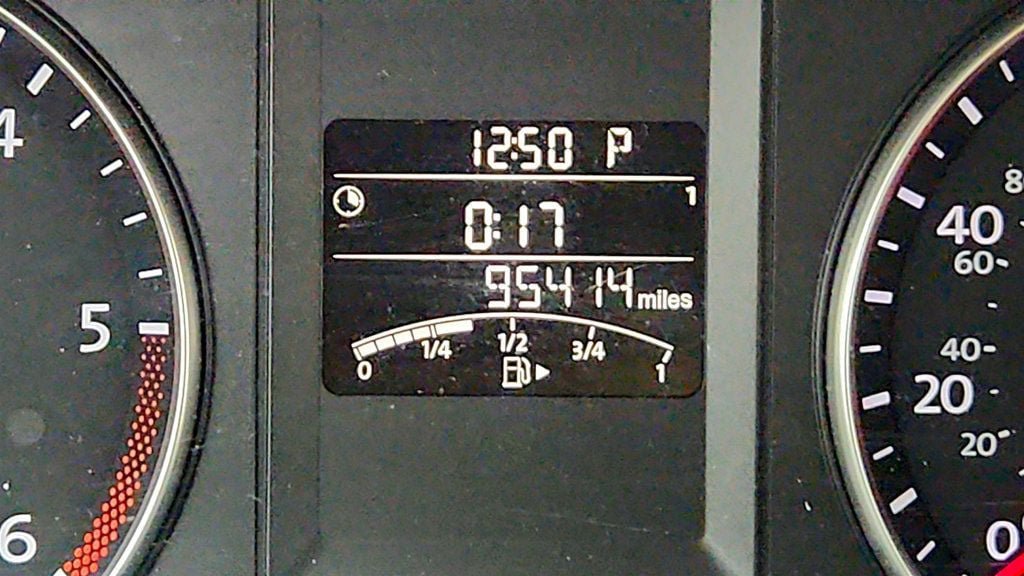 Used 2014 Volkswagen Jetta TDI FWD image 14