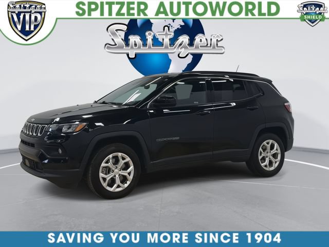 Used 2024 Jeep Compass Latitude AWD/4WD image 6