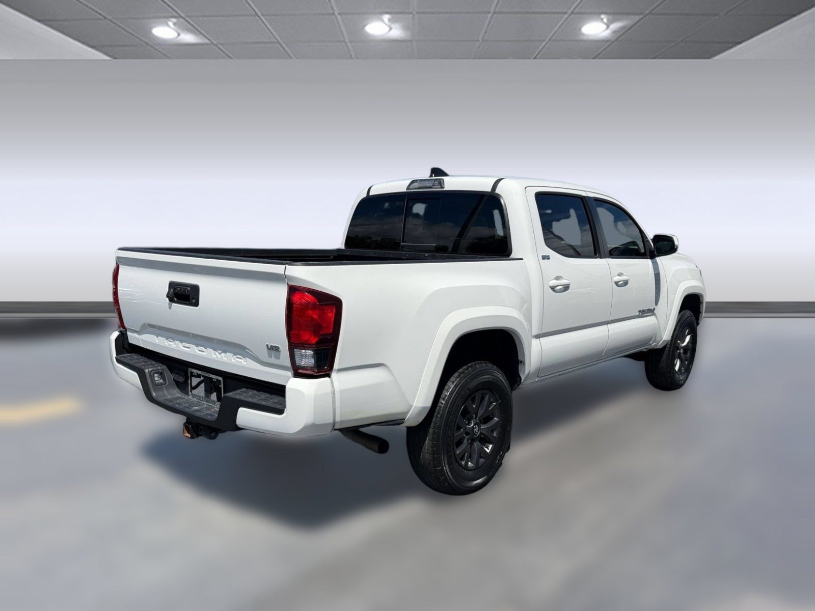 Used 2023 Toyota Tacoma SR5 w/ Technology Package RWD image 9