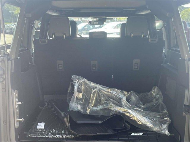 New 2025 Ford Bronco Badlands image 33