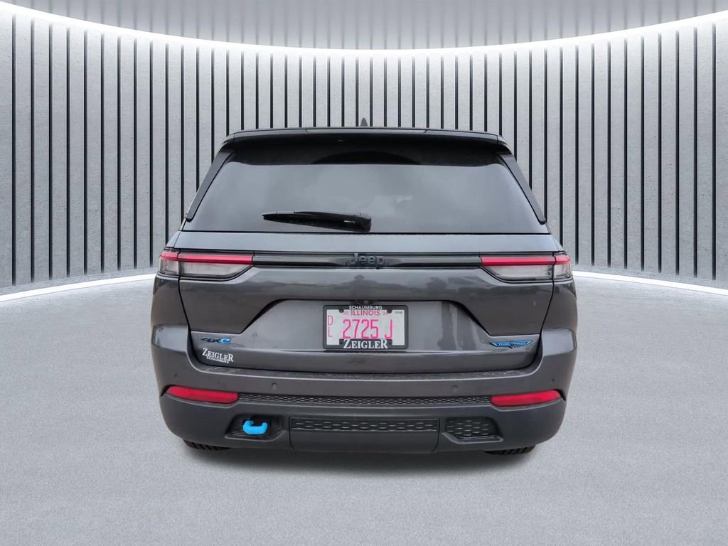 Used 2022 Jeep Grand Cherokee Trailhawk image 9