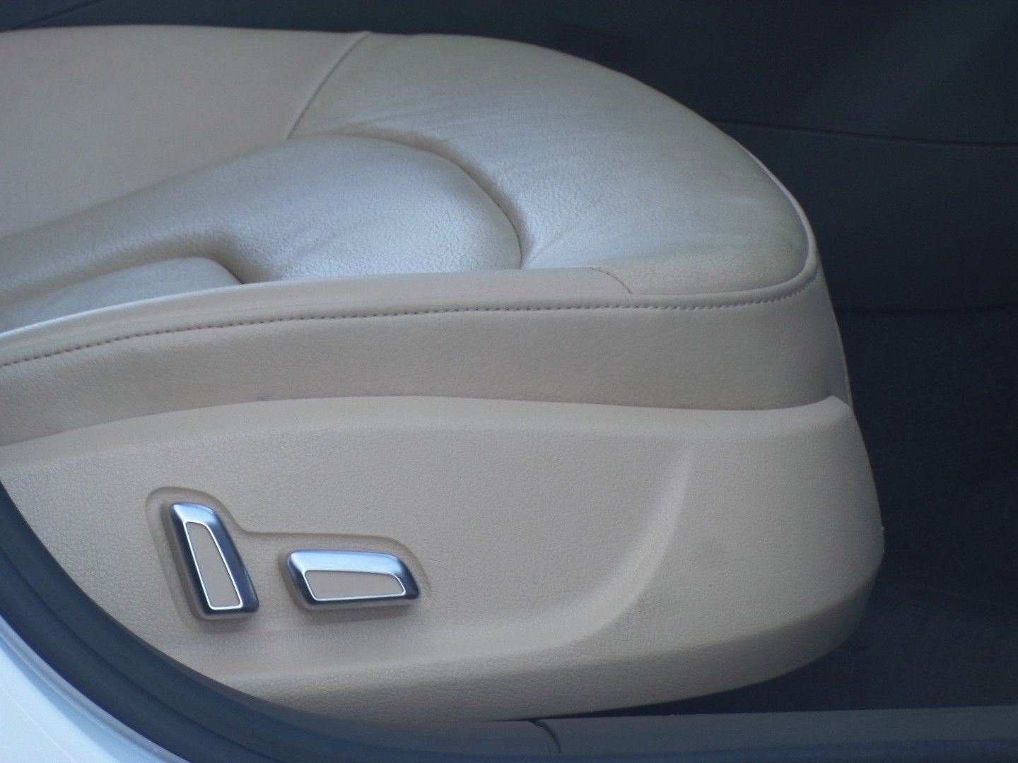 Used 2013 Audi A4 Premium Plus w/ Premium Plus Pkg image 58