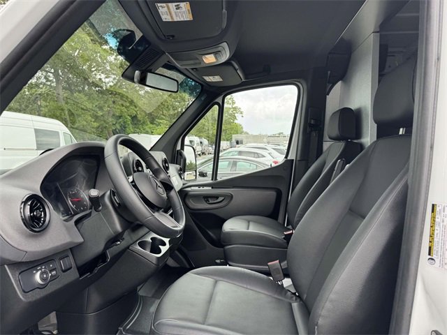 New 2025 Mercedes-Benz Sprinter 2500 image 4