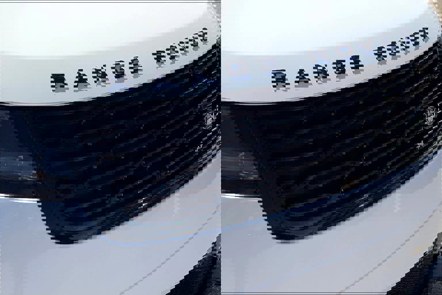 Used 2025 Land Rover Range Rover Velar Dynamic SE image 27