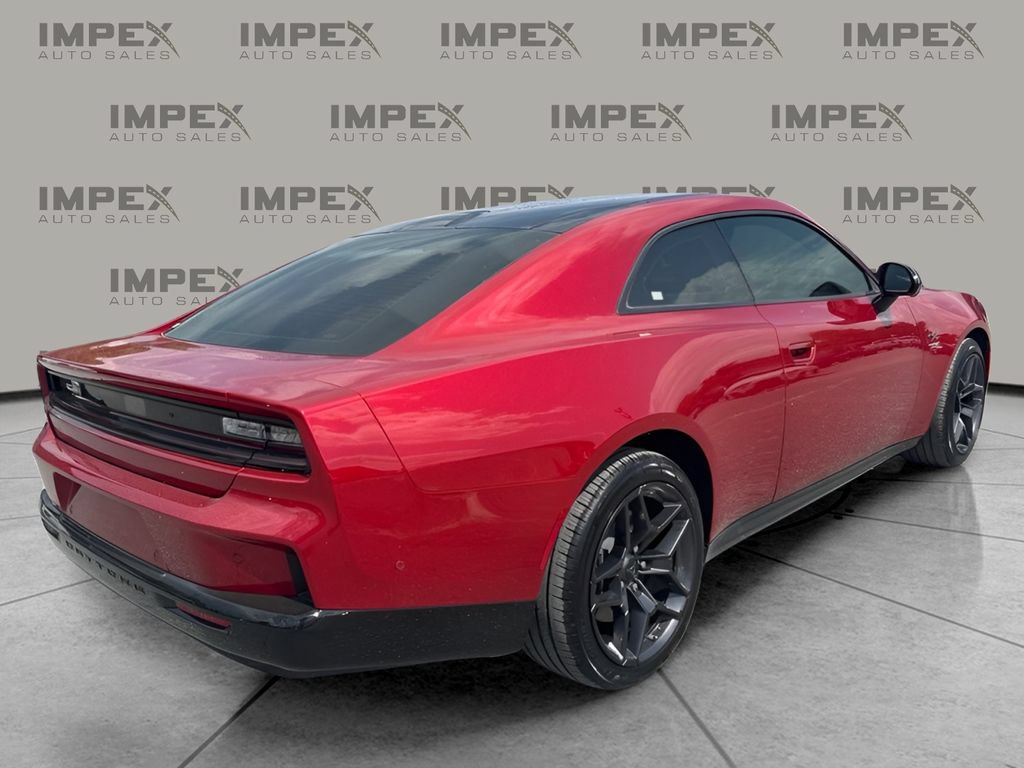 Used 2024 Dodge Charger Daytona R/T w/ Plus Group AWD/4WD image 3