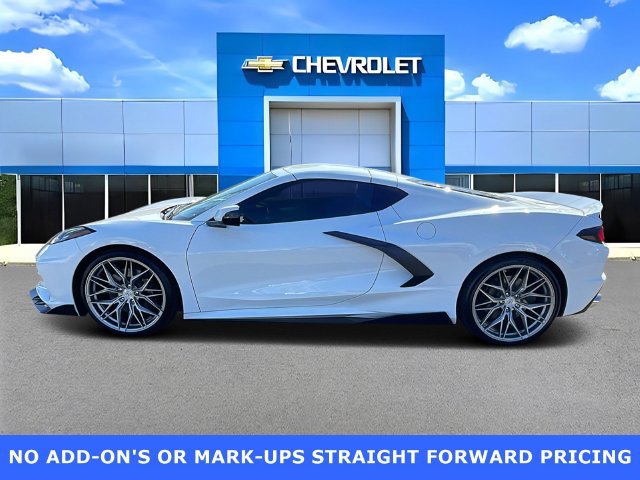 Used 2021 Chevrolet Corvette Stingray Preferred Cpe w/ Z51 Performance Package RWD image 6