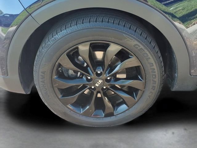 Used 2019 Kia Sorento S FWD image 17