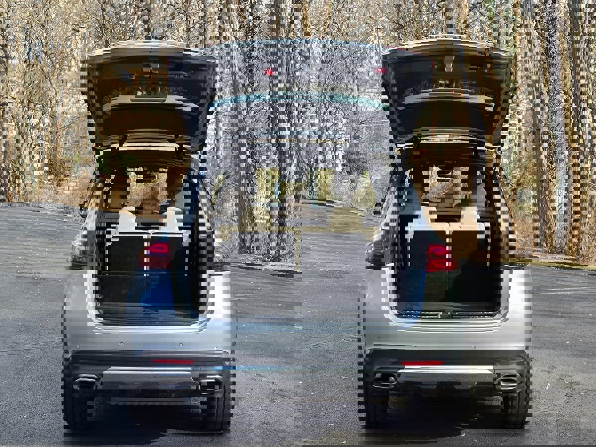 Used 2024 Mercedes-Benz GLE 350 4MATIC SUV image 71