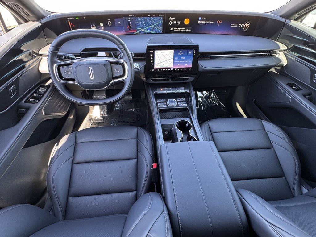 Used 2025 Lincoln Nautilus Premier w/ Jet Appearance Package image 27