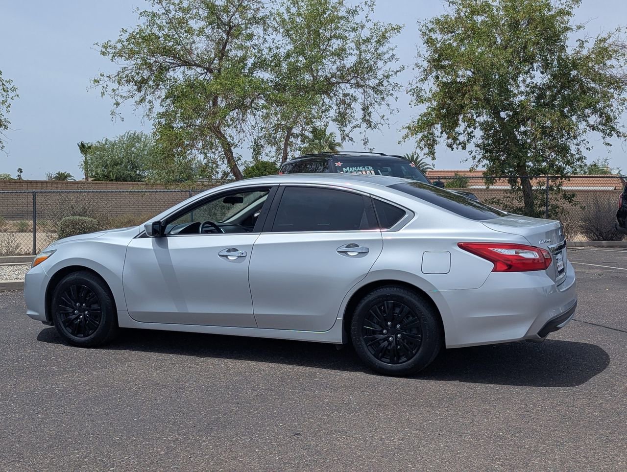 Used 2016 Nissan Altima 2.5 S w/ Power Driver Seat Package image 4