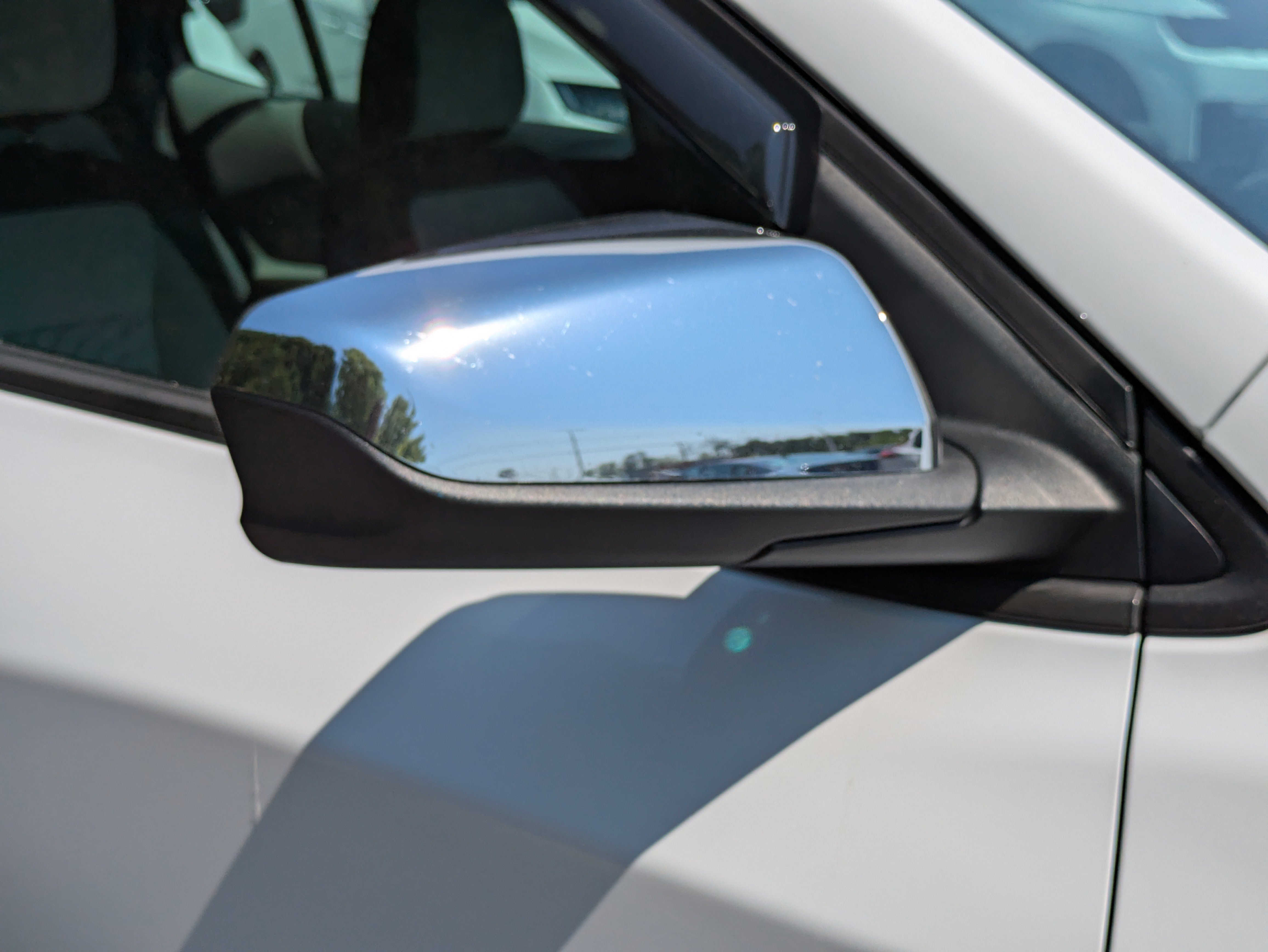 Used 2018 Chevrolet Equinox LS FWD image 17