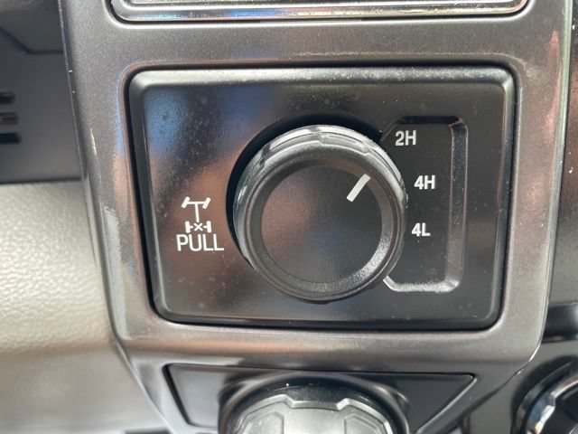 Used 2020 Ford F150 XLT w/ Equipment Group 302A Luxury AWD/4WD image 24