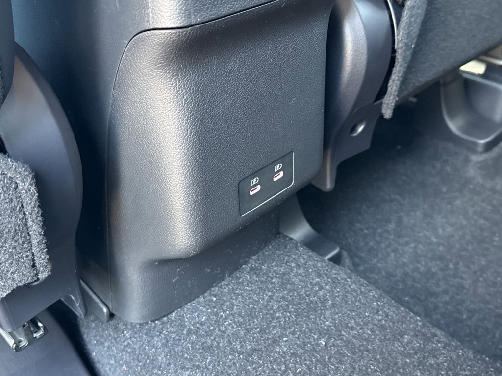 New 2027 Mitsubishi Outlander Sport SE FWD image 29