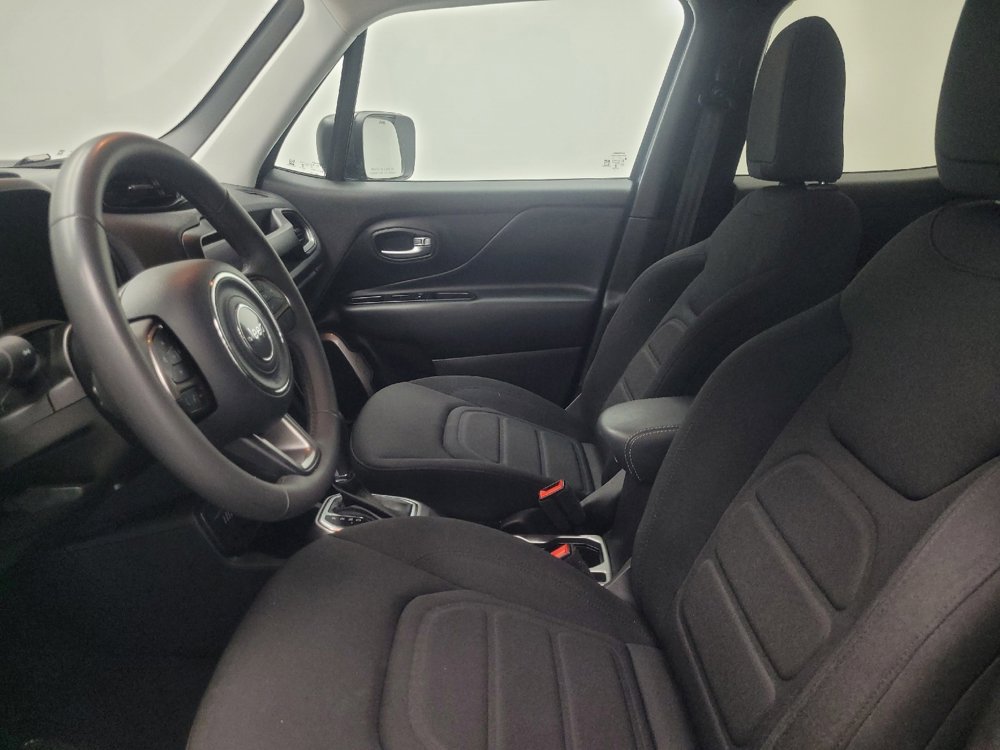 Used 2022 Jeep Renegade Latitude image 17