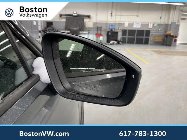 New 2026 Volkswagen Tiguan SE R-Line image 12