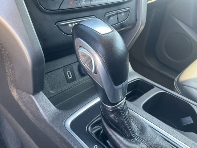 Used 2019 Ford Escape SEL AWD/4WD image 24