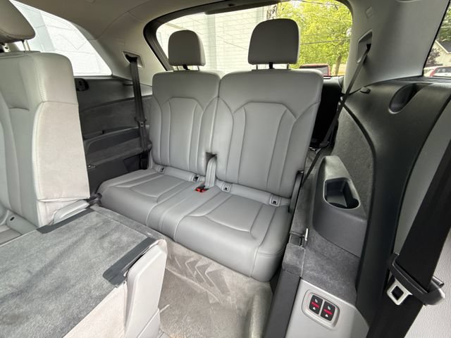 Used 2018 Audi Q7 3.0T Premium Plus w/ Premium Plus Package AWD/4WD image 39