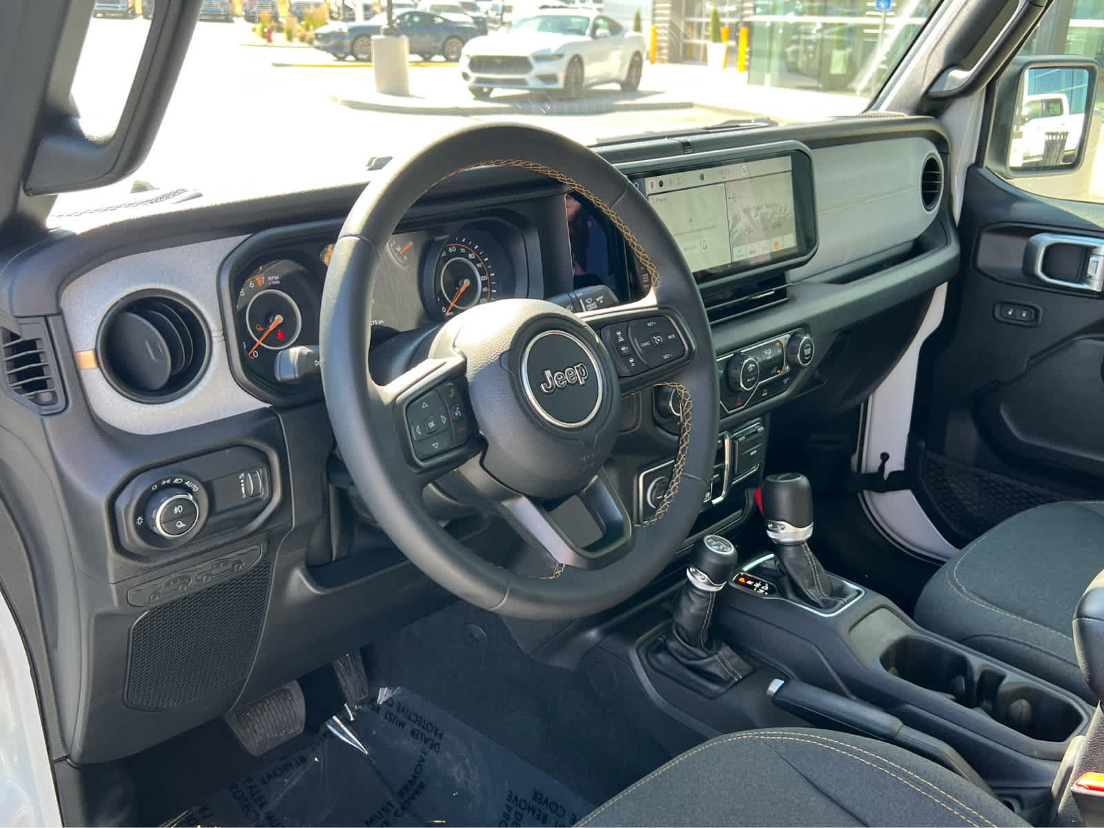 Used 2024 Jeep Gladiator Sport AWD/4WD image 28