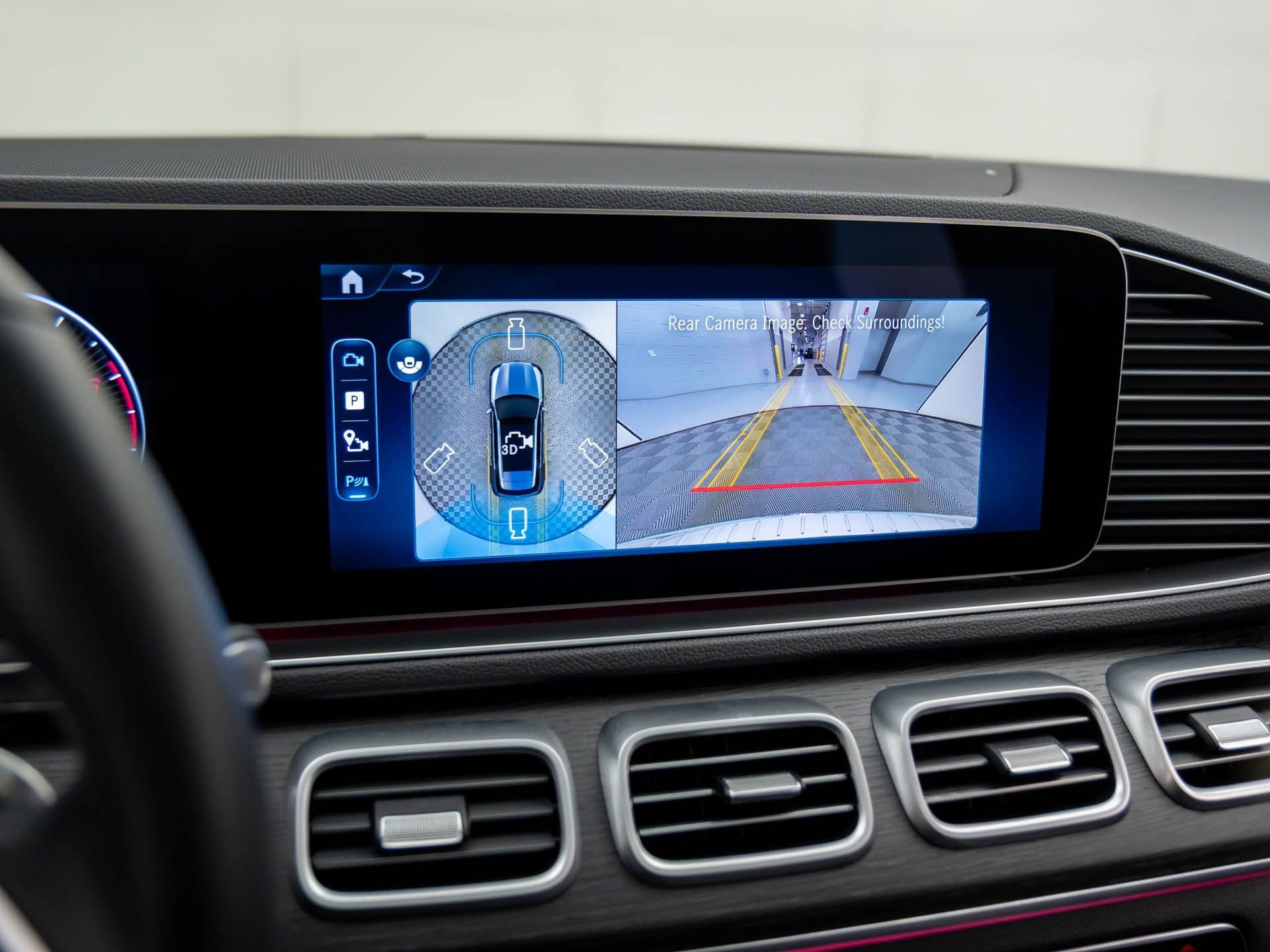 Used 2025 Mercedes-Benz GLE 450 4MATIC image 32