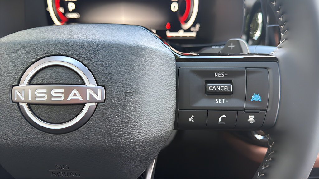 New 2026 Nissan Pathfinder Platinum AWD/4WD image 35
