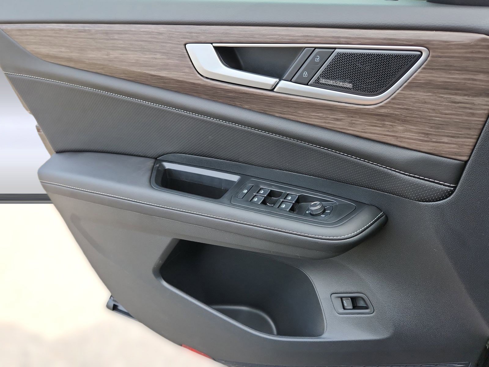 New 2026 Volkswagen Atlas SEL Premium R-Line image 6