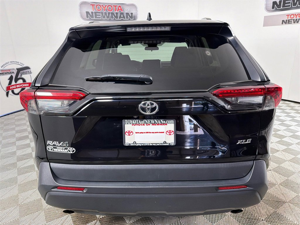 Used 2024 Toyota RAV4 XLE image 4