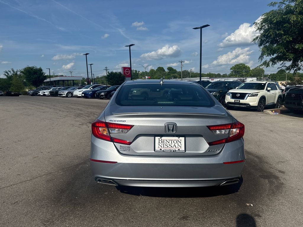 Used 2019 Honda Accord Sport image 6