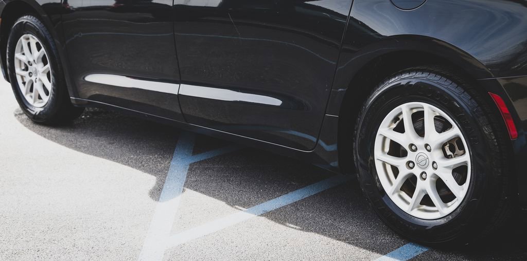 Used 2017 Chrysler Pacifica Touring image 20