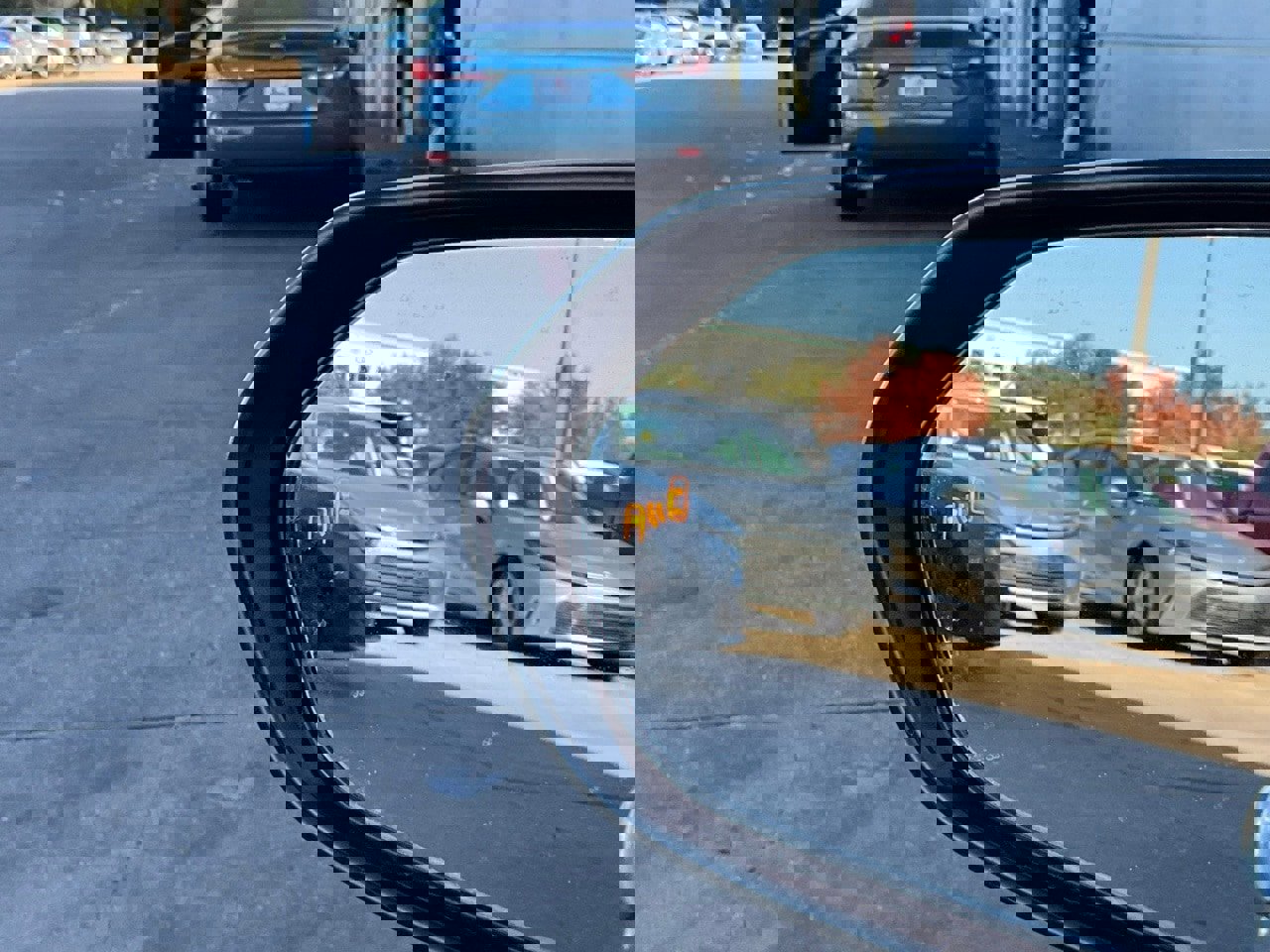 Used 2025 Toyota Camry LE image 19