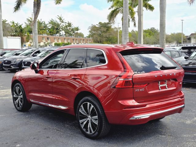 Used 2022 Volvo XC60 B5 Inscription image 4