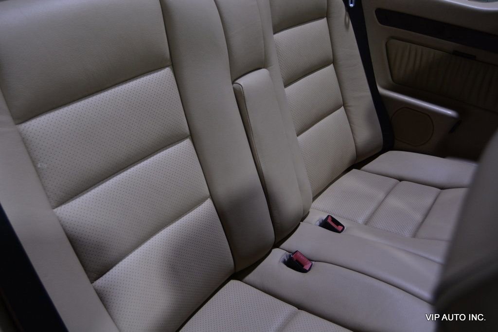 Used 1995 Mercedes-Benz E 320 Convertible image 38