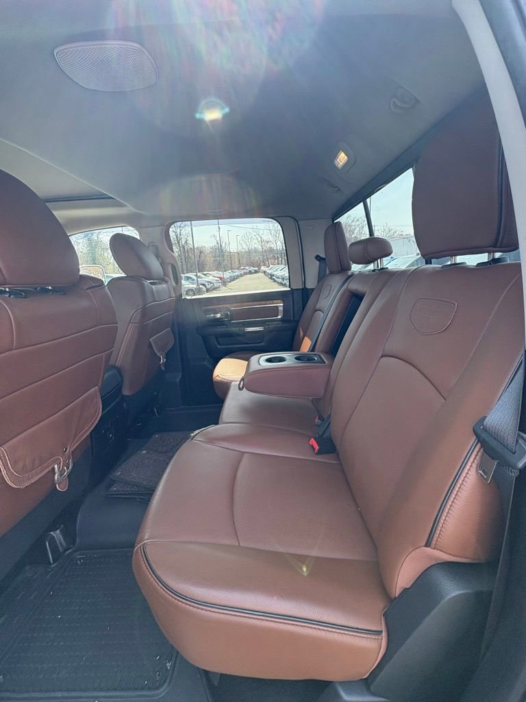 Used 2015 RAM 3500 Laramie Longhorn image 19