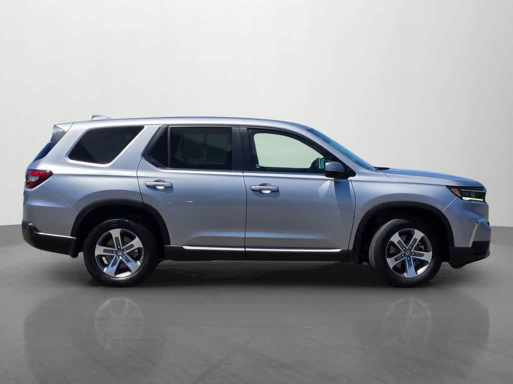 Used 2023 Honda Pilot EX-L image 7