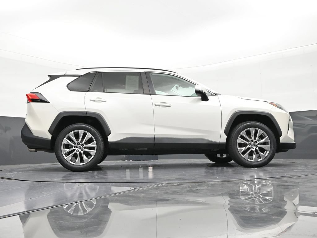Used 2022 Toyota RAV4 XLE Premium FWD image 26