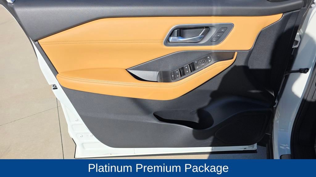 Used 2023 Nissan Rogue Platinum w/ Platinum Premium Package image 25