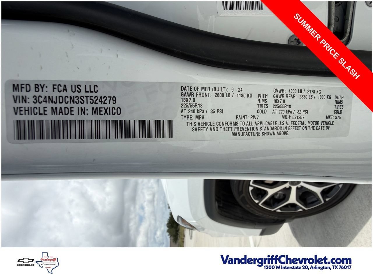 Used 2025 Jeep Compass Limited AWD/4WD image 29