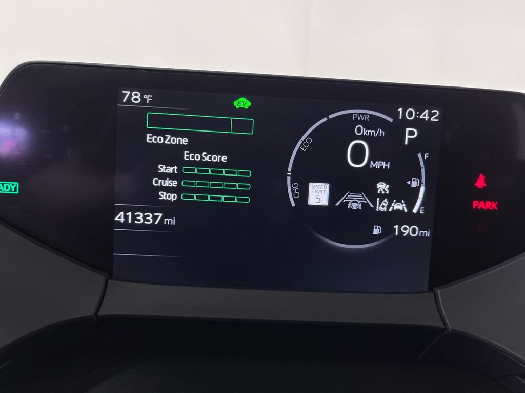 Certified 2024 Toyota Prius LE FWD image 18