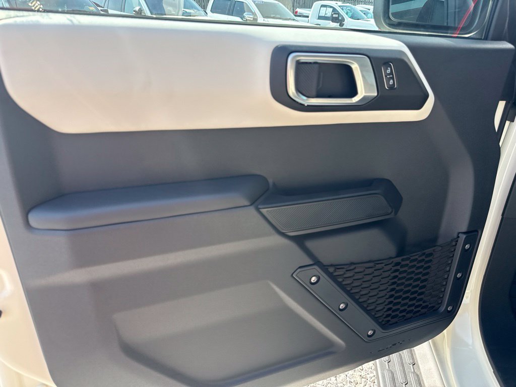 New 2026 Ford Bronco Outer Banks w/ Sasquatch Package AWD/4WD image 17