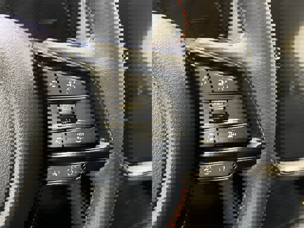 Used 2025 Subaru Crosstrek 2.5i Limited image 18