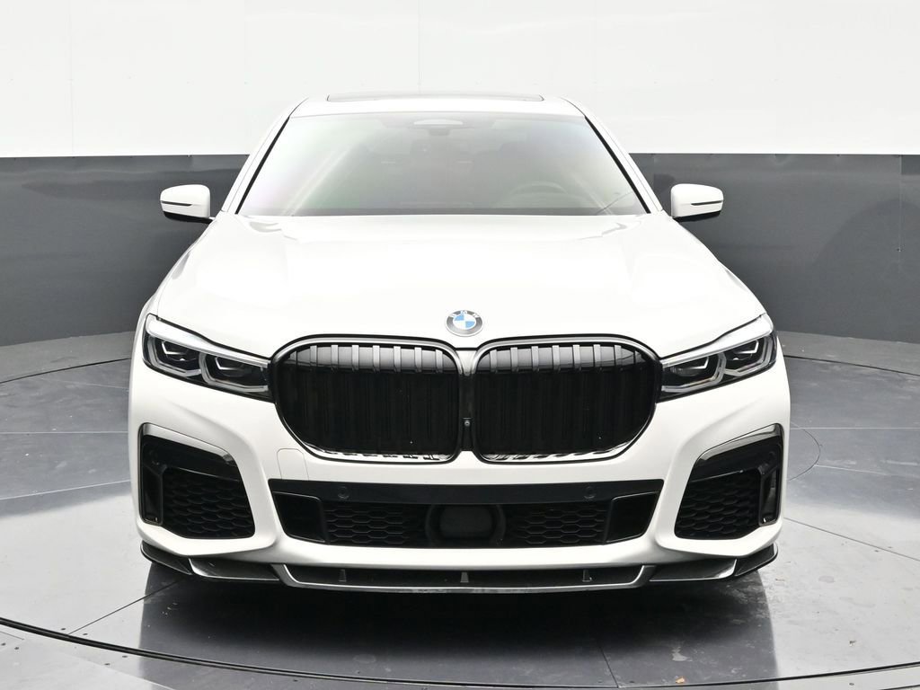 Used 2021 BMW 750i xDrive w/ M Sport Package image 8