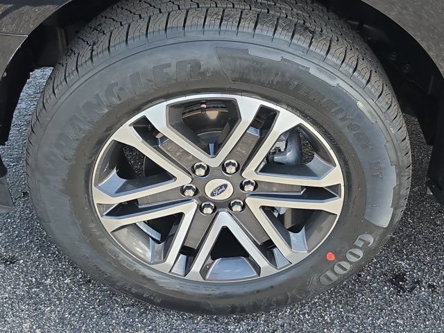Certified 2023 Ford F150 XL w/ STX Appearance Package RWD image 9