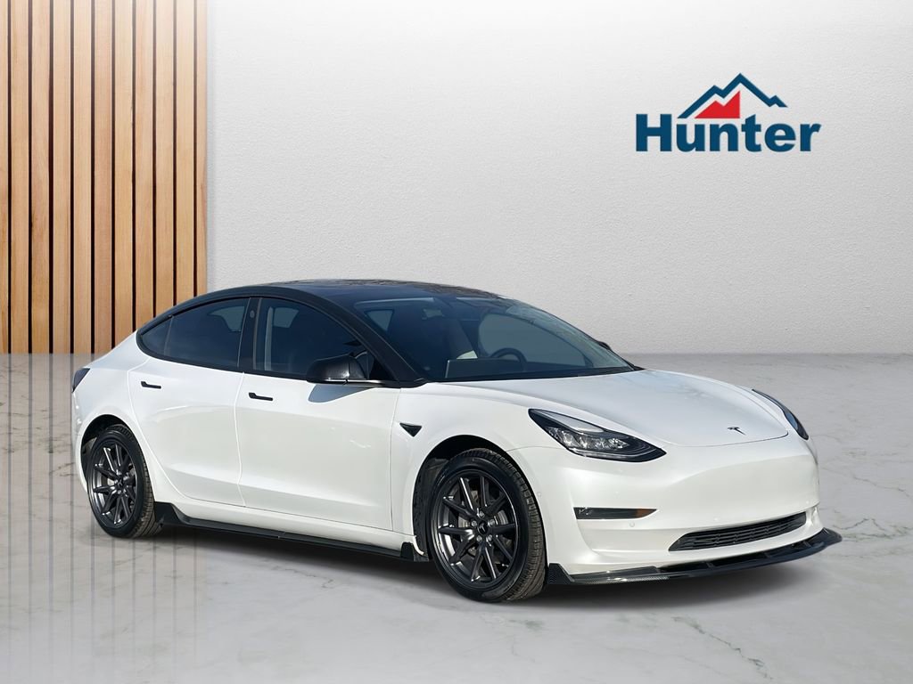 Used 2020 Tesla Model 3 Long Range image 1