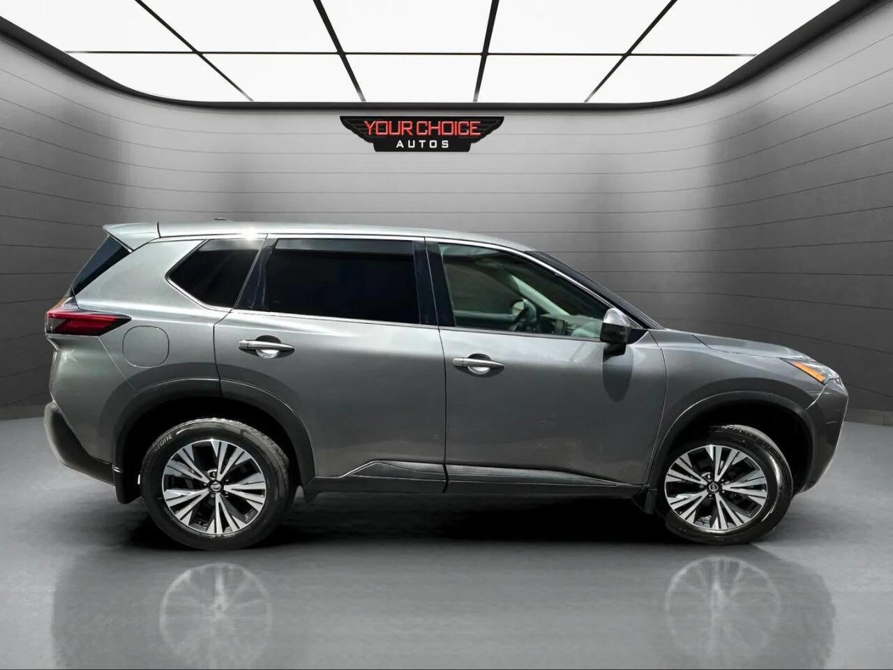 Used 2021 Nissan Rogue SV AWD/4WD image 6